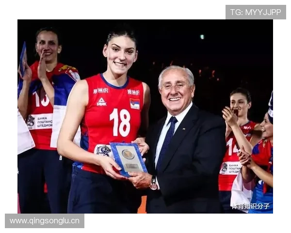 拉菲尼亚与萨卡:同代边锋角色定位与进攻效率对比分析 拉菲尼亚与萨卡:同代边锋角色定位与进攻效率对比分析