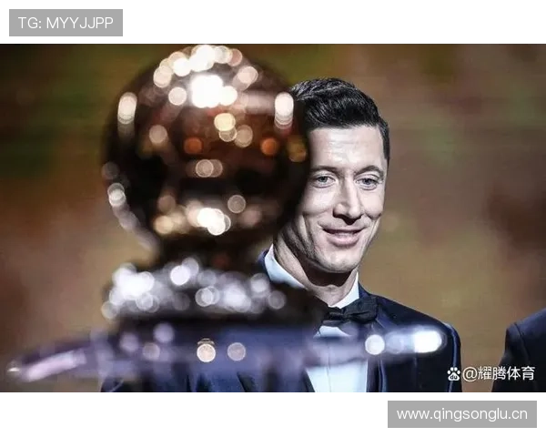 莱万数据含金量争议：赛场贡献是否匹配数据输出？